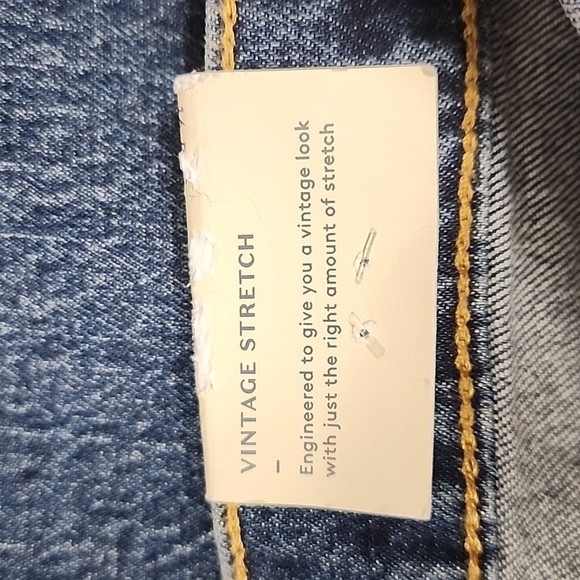 Women's High-Rise Bootcut Jeans | Universal Thread™ | 16 - Picture 9 of 11